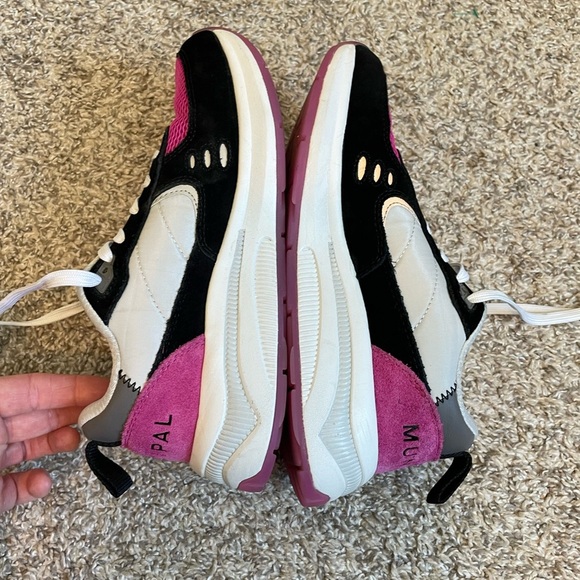 Municipal Origin Sneakers Shoes Size 7 / 7.5 Pink White Black - Picture 7 of 8